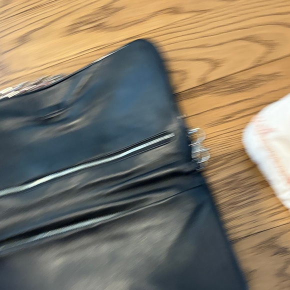 Tory Burch Black Leather Wristlet with Silver Logo Medallion - Picture 3 of 7